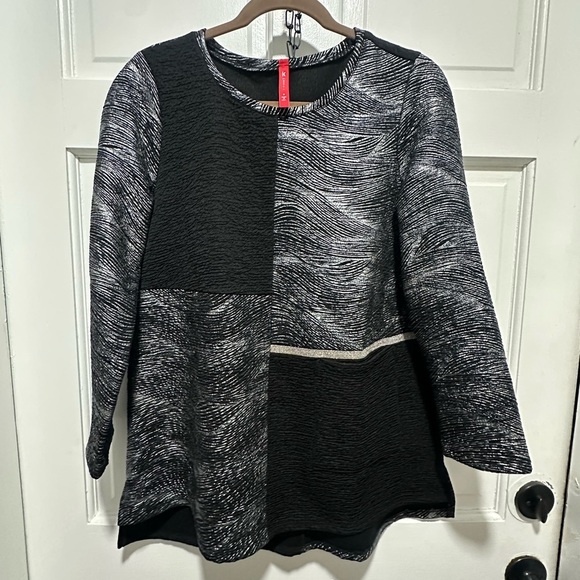 IC by Connie K Top Blouse Women’s Black Tunic Lagenlook Artsy Zip Size Small - Picture 2 of 6